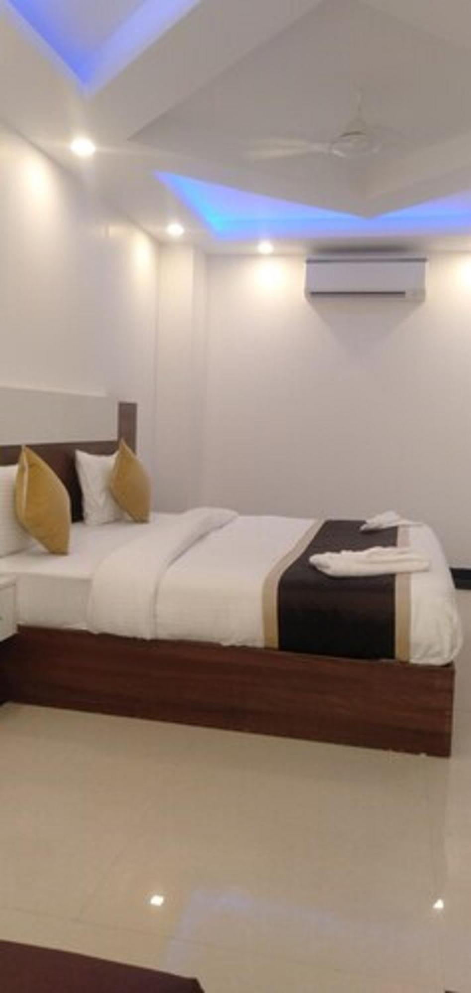 Hotel Shanti House New Delhi Karnail Singh Stadium Gate No 1 Extérieur photo