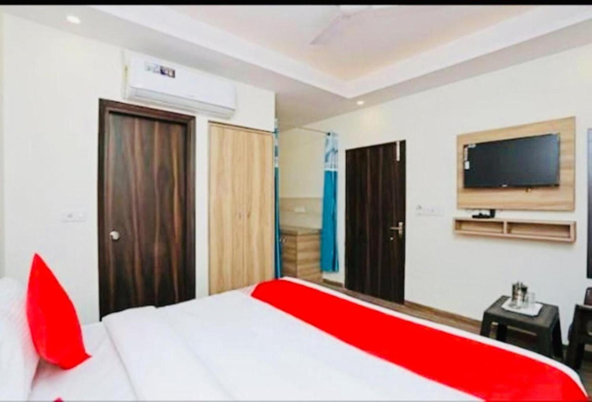 Hotel Shanti House New Delhi Karnail Singh Stadium Gate No 1 Extérieur photo