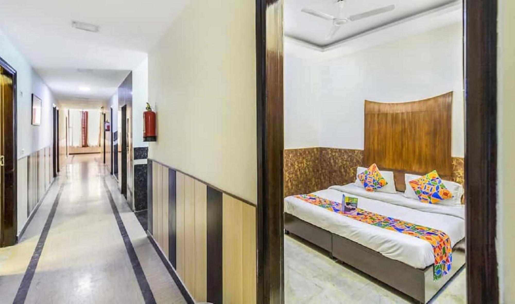 Hotel Shanti House New Delhi Karnail Singh Stadium Gate No 1 Extérieur photo